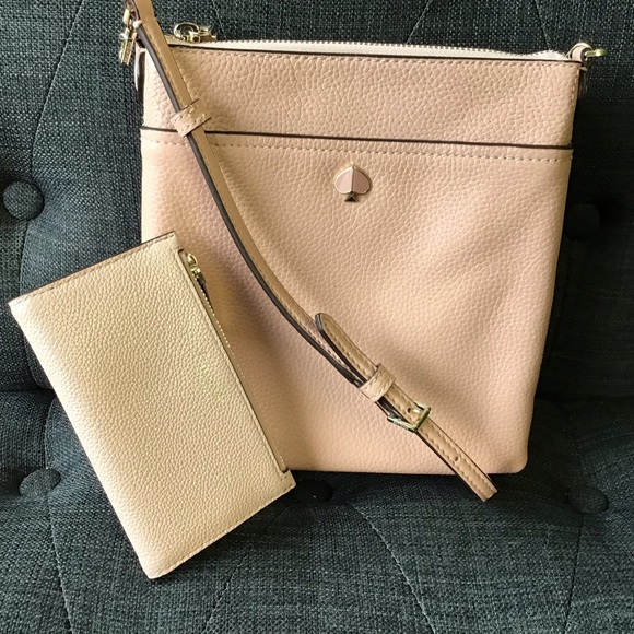 kate spade Bags Kate Spade Messenger Crossbody Bag Light Pink